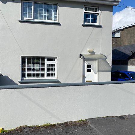 Cheerful 4 Bedroom Town House With Bbq, Galway Exterior foto